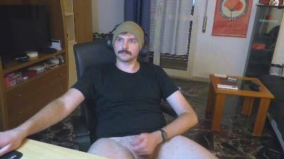 hornyboy327 — Cam4 stream photo (Jul 2026)
