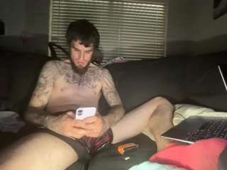 drewb231456789upshot — 在 camsoda 直播的网络摄像头模特