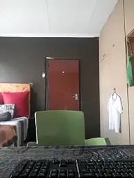 koolbend — Stripchat stream photo (Apr 2026)