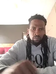 koolbend — Stripchat stream photo (Apr 2026)