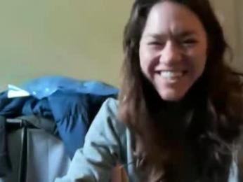 bendlikebecks — 在 chaturbate 直播的网络摄像头模特