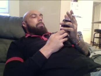 mr8plus — Chaturbate stream photo (Apr 2026)