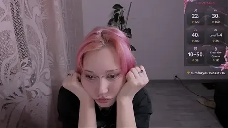 VikaViktoria — 在 stripchat 直播的网络摄像头模特