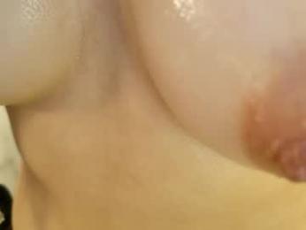 elisparadisex — Chaturbate stream photo (Apr 2026)