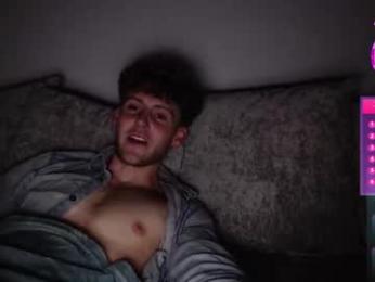 dominantalex182 — 在 chaturbate 直播的网络摄像头模特