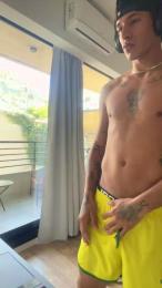 magnoricci — 在 cam4 直播的网络摄像头模特