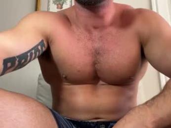 damnimhandsome25 — 在 chaturbate 直播的网络摄像头模特