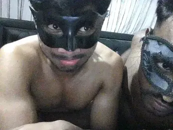 Hottie_Guy_hyd3 — 在 stripchat 直播的网络摄像头模特