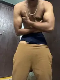 Hottie_Guy_hyd3 — Stripchat stream photo (Sep 2026)
