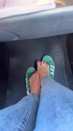 Moniafeet — 在 cam4 直播的网络摄像头模特