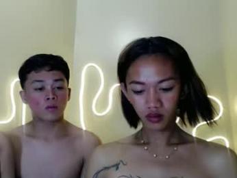 hot_petit69 — 在 chaturbate 直播的网络摄像头模特