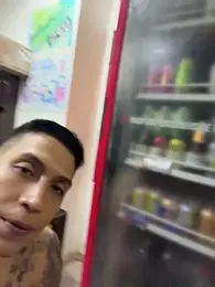 OliverWest04 — 在 stripchat 直播的网络摄像头模特