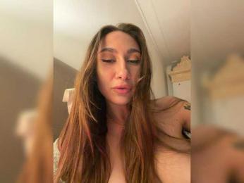 Juna97 — 在 bongacams 直播的网络摄像头模特