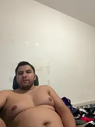raulgzz4 — Stripchat stream photo (Jul 2026)
