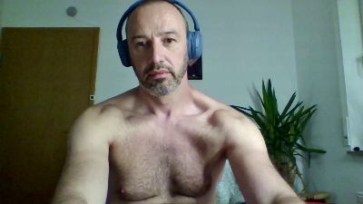 ralfrush — Cam4 stream photo (Apr 2026)