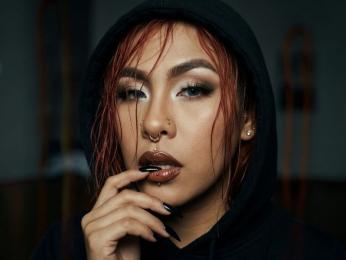 SharomCastle — 在 livejasmin 直播的网络摄像头模特