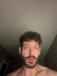 massimobellini — 在 stripchat 直播的网络摄像头模特