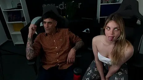 Elnonoykeila77 — 在 stripchat 直播的网络摄像头模特