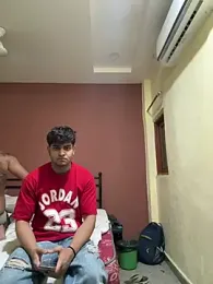 Vihaaanfucks — 在 stripchat 直播的网络摄像头模特