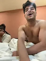 Vihaaanfucks — 在 stripchat 直播的网络摄像头模特