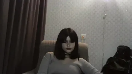yawiiis — 在 stripchat 直播的网络摄像头模特