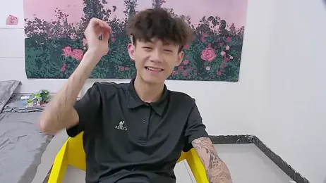 paofu-001 — 在 stripchat 直播的网络摄像头模特