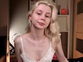 hi_popsy — Chaturbate stream photo (May 2026)