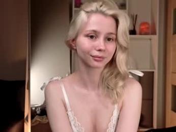 hi_popsy — Chaturbate stream photo (May 2026)