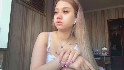 LawandaMowry — Cam4 stream photo (Apr 2026)