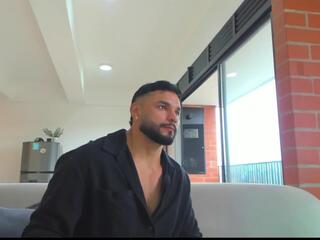 Jackson Wayne — 在 flirt4free 直播的网络摄像头模特