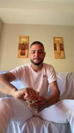 joel27 — 在 cam4 直播的网络摄像头模特