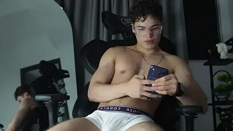 Max_cortes1 — Stripchat stream photo (Sep 2026)