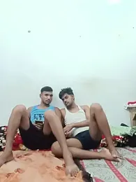 BiggerDickGuy — 在 stripchat 直播的网络摄像头模特