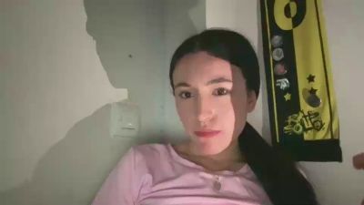 larita_gamer — 在 cam4 直播的网络摄像头模特