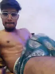 kaushikhotty — 在 stripchat 直播的网络摄像头模特