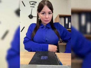 Fox_Black — 在 bongacams 直播的网络摄像头模特