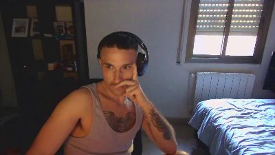 dxnsimxnn — Cam4 stream photo (Apr 2026)