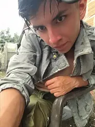 ZaneHoward — 在 stripchat 直播的网络摄像头模特