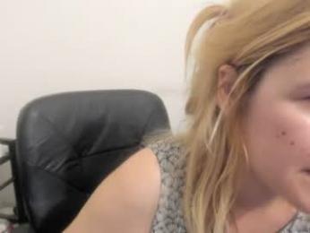 artsyandcraftsy_ — Chaturbate stream photo (Jul 2026)