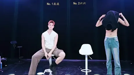 BTboy-001 — 在 stripchat 直播的网络摄像头模特