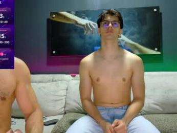 maisonbastian — 在 chaturbate 直播的网络摄像头模特