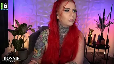 BonnieStylez — 在 stripchat 直播的网络摄像头模特