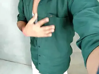 Lustyluckyy — Stripchat stream photo (Oct 2025)