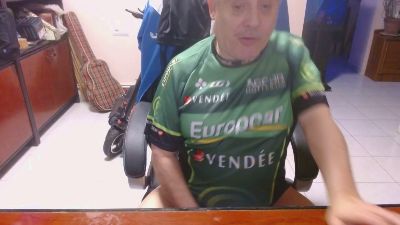 mimosocaliente — 在 cam4 直播的网络摄像头模特