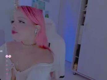 amyy_rouse — 在 chaturbate 直播的网络摄像头模特