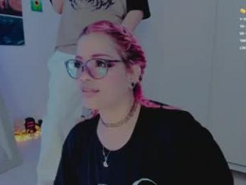 amyy_rouse — 在 chaturbate 直播的网络摄像头模特