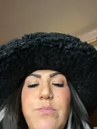 LittleMissEeve — 在 stripchat 直播的网络摄像头模特