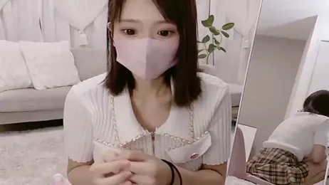 anone10101 — 在 stripchat 直播的网络摄像头模特