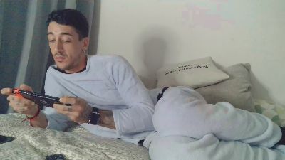 Angelprivvt — Cam4 stream photo (Mar 2026)