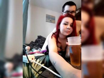 EmmaMiler — 在 bongacams 直播的网络摄像头模特